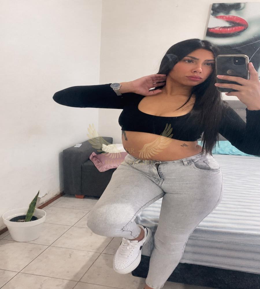 NIÑA LOLY